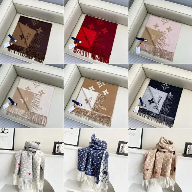 Louis Vuitton Scarves Fringed Monogram Scarf product detail image 1
