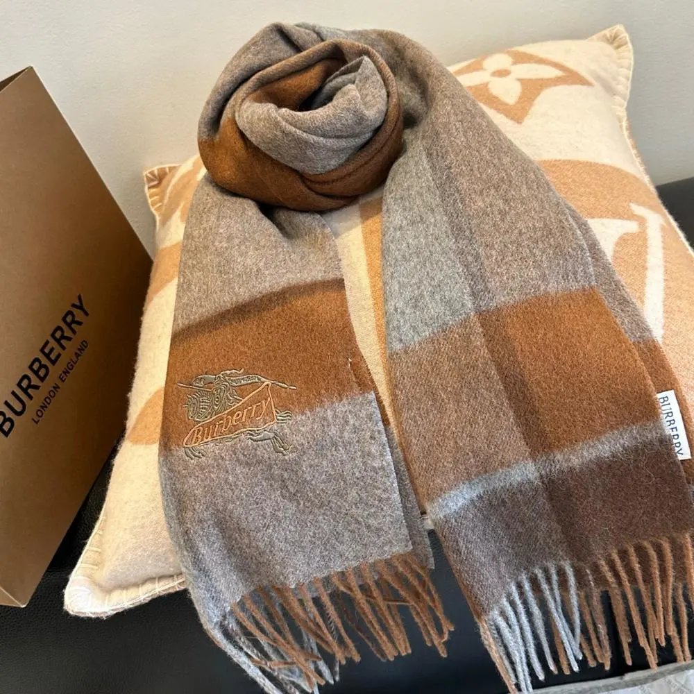 Burberry Scarves Fringed plaid and embroidered-logo image 9