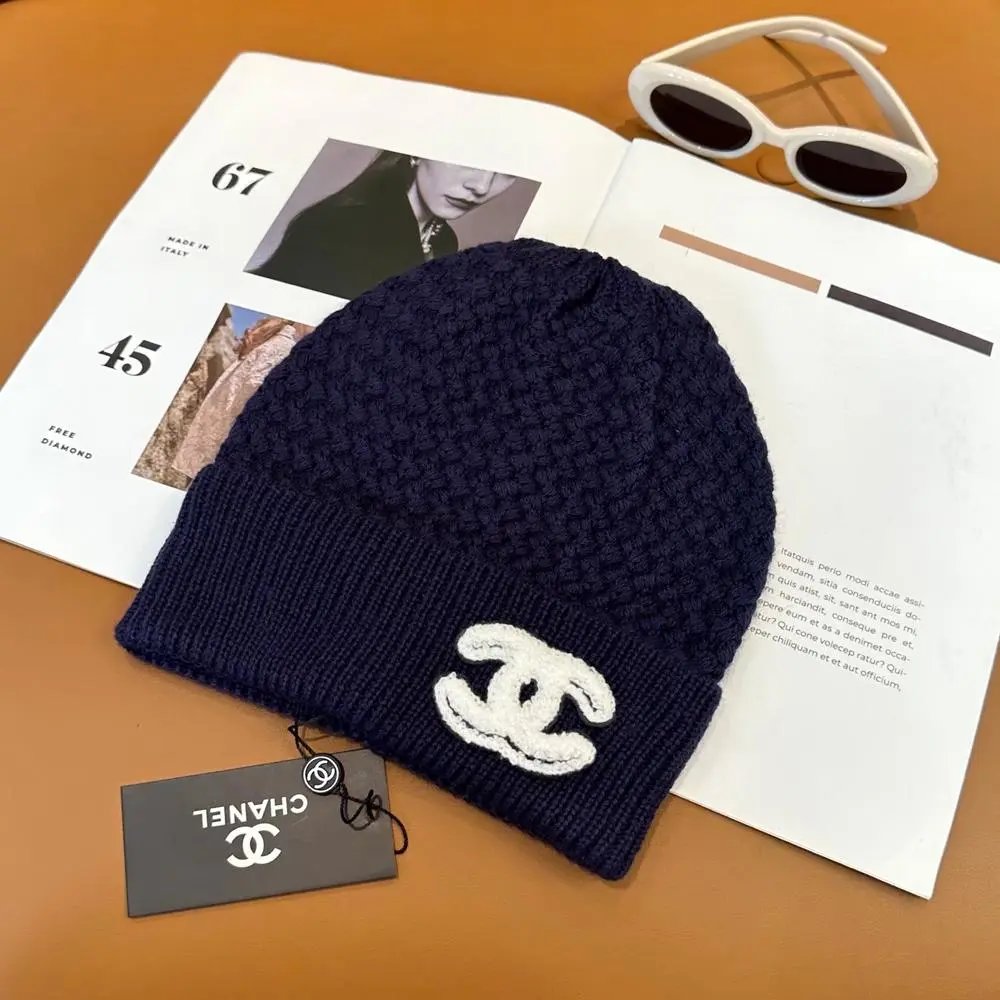 Chanel Hats Knitted beanie with CC logo patch — Style 8
