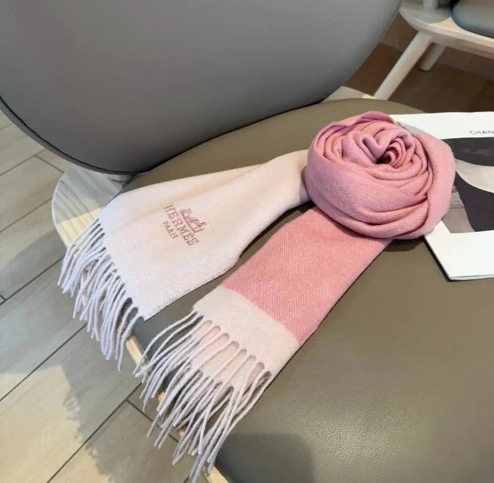 Hermès Scarves Fringed logo scarf image 5