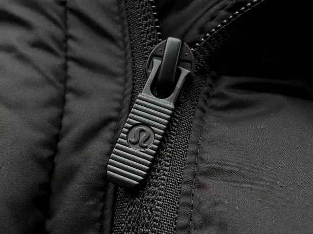 Unbranded Vests Hooded quilted puffer vest with snap front and patch pockets product detail image 8