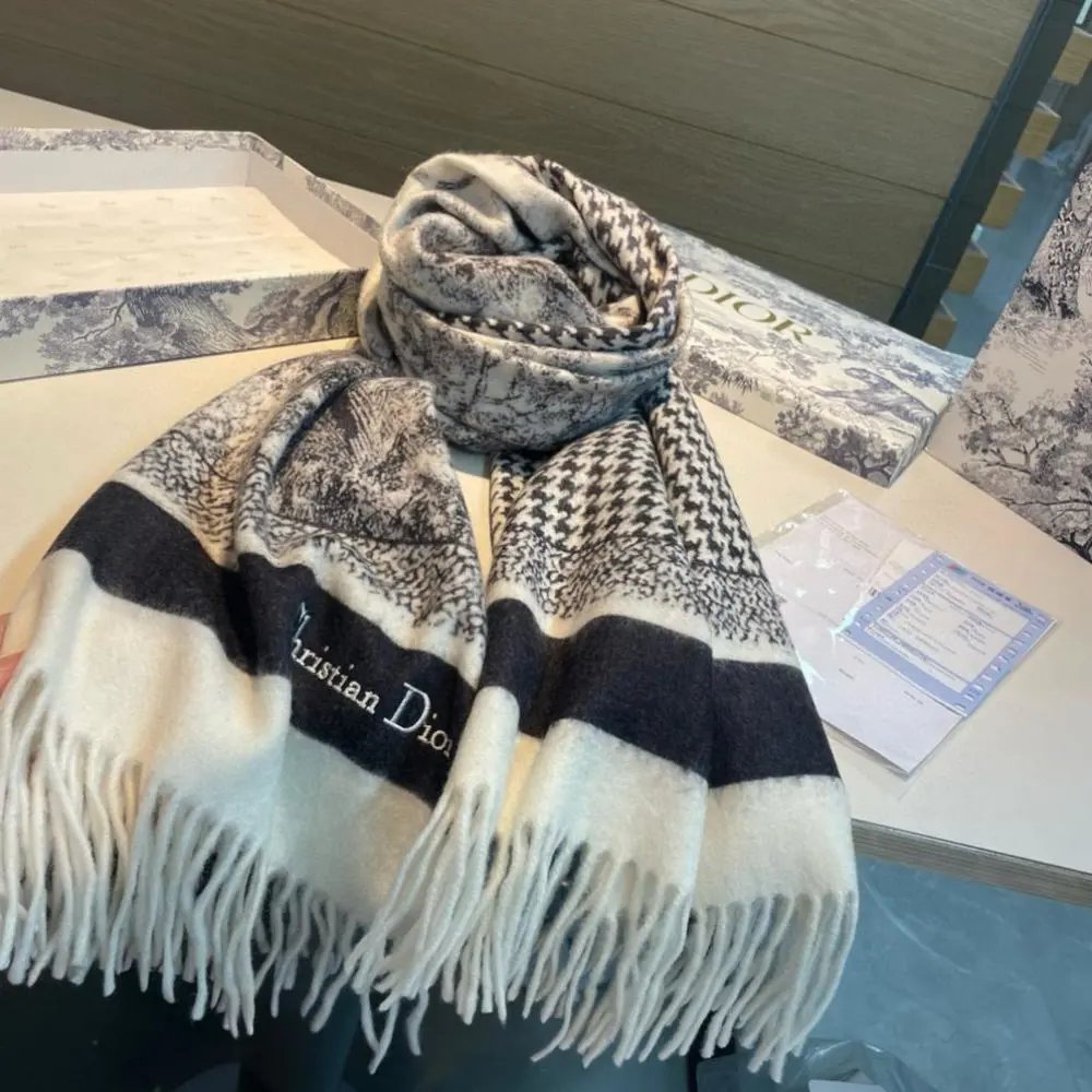 Dior Scarves Fringed logo-pattern scarf image 9
