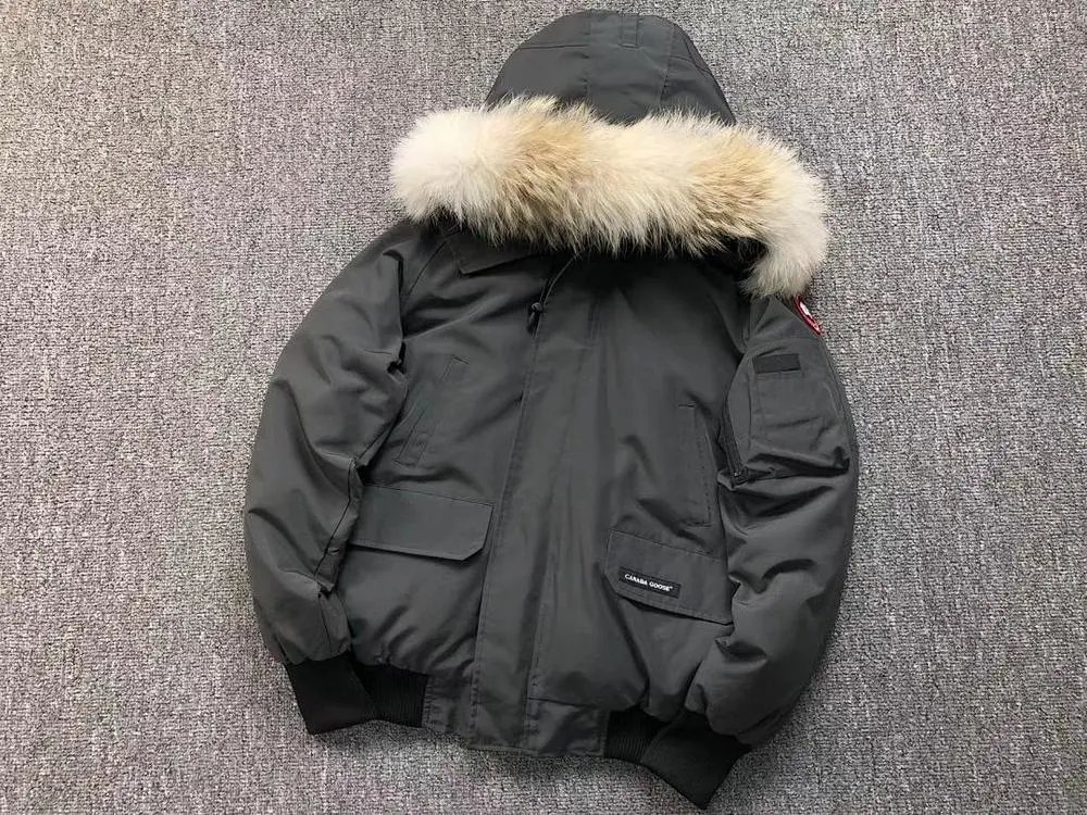 Canada Goose Down Jackets Fur-Trim Hooded Bomber Jacket — Style 4