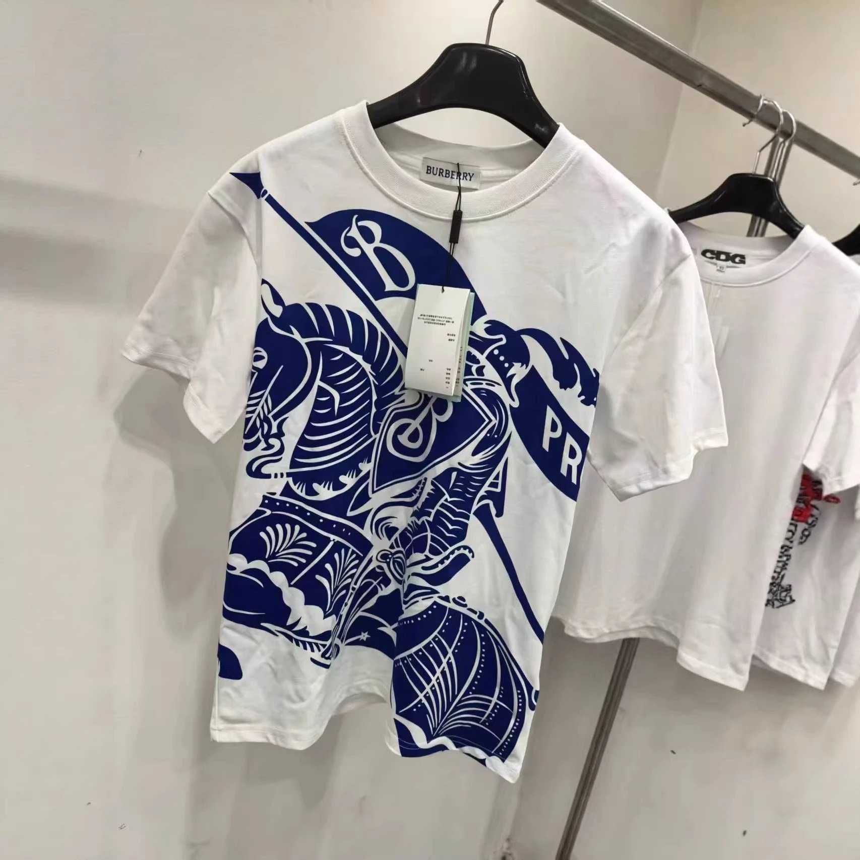 Burberry Knight Print White Graphic T-Shirt