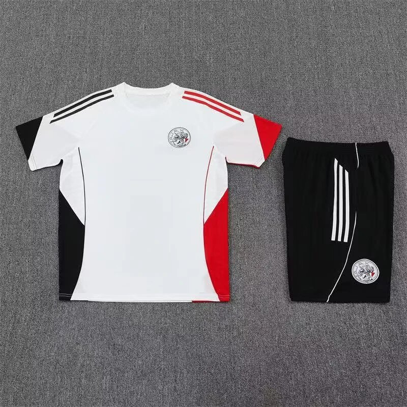 2526 Ajax White