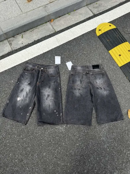 Off-White Distressed Wide-Leg Denim Shorts Black - 1