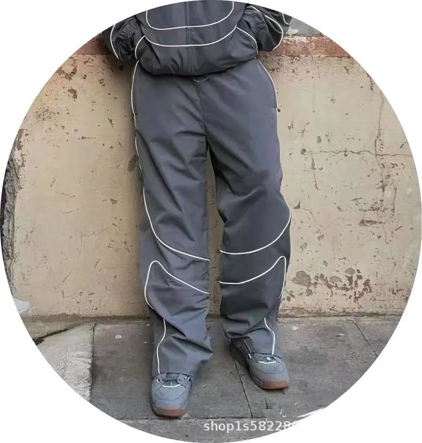 Gray pants with LGO SKU image