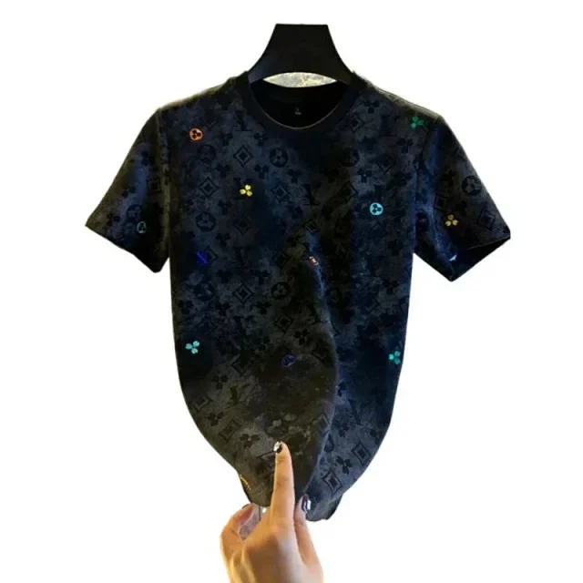 Louis Vuitton T-Shirts Monogram floral embroidered crew-neck T-shirt product detail image 5