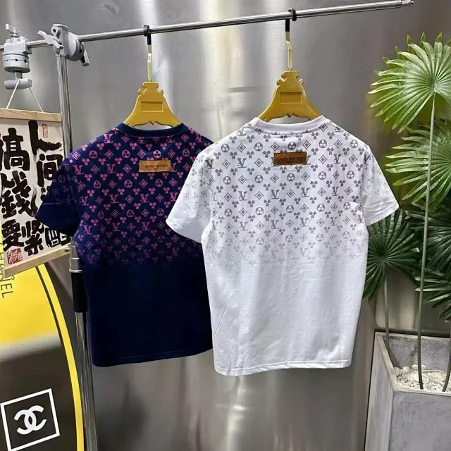 Louis Vuitton T-Shirts Monogram floral embroidered crew-neck T-shirt product detail image 6