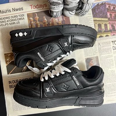 ZAPATOS LV