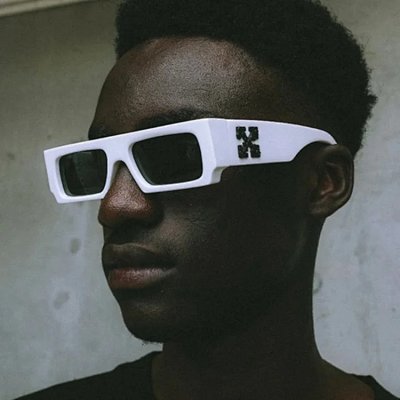 GAFAS MAS PEQUEÑAS OFF WHITE