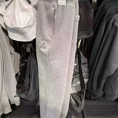 PANTALONES BÁSICOS DE JORDAN