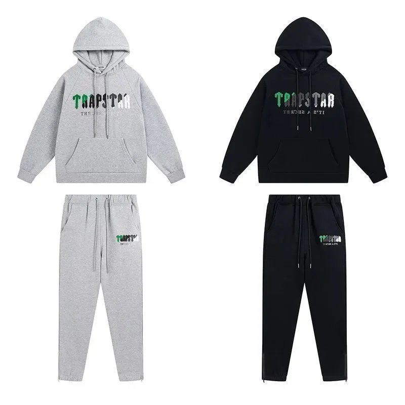 605-606 # Black Set