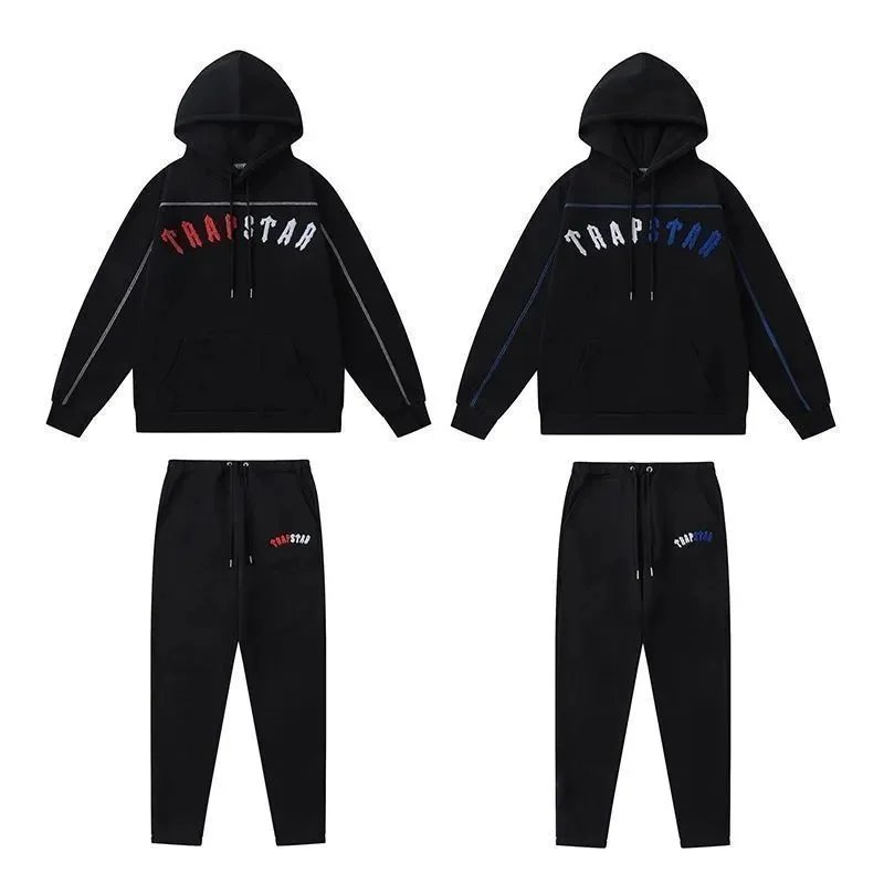 671-672 # Black Red Set