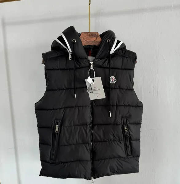Moncler Hooded Down Vest Black - 1