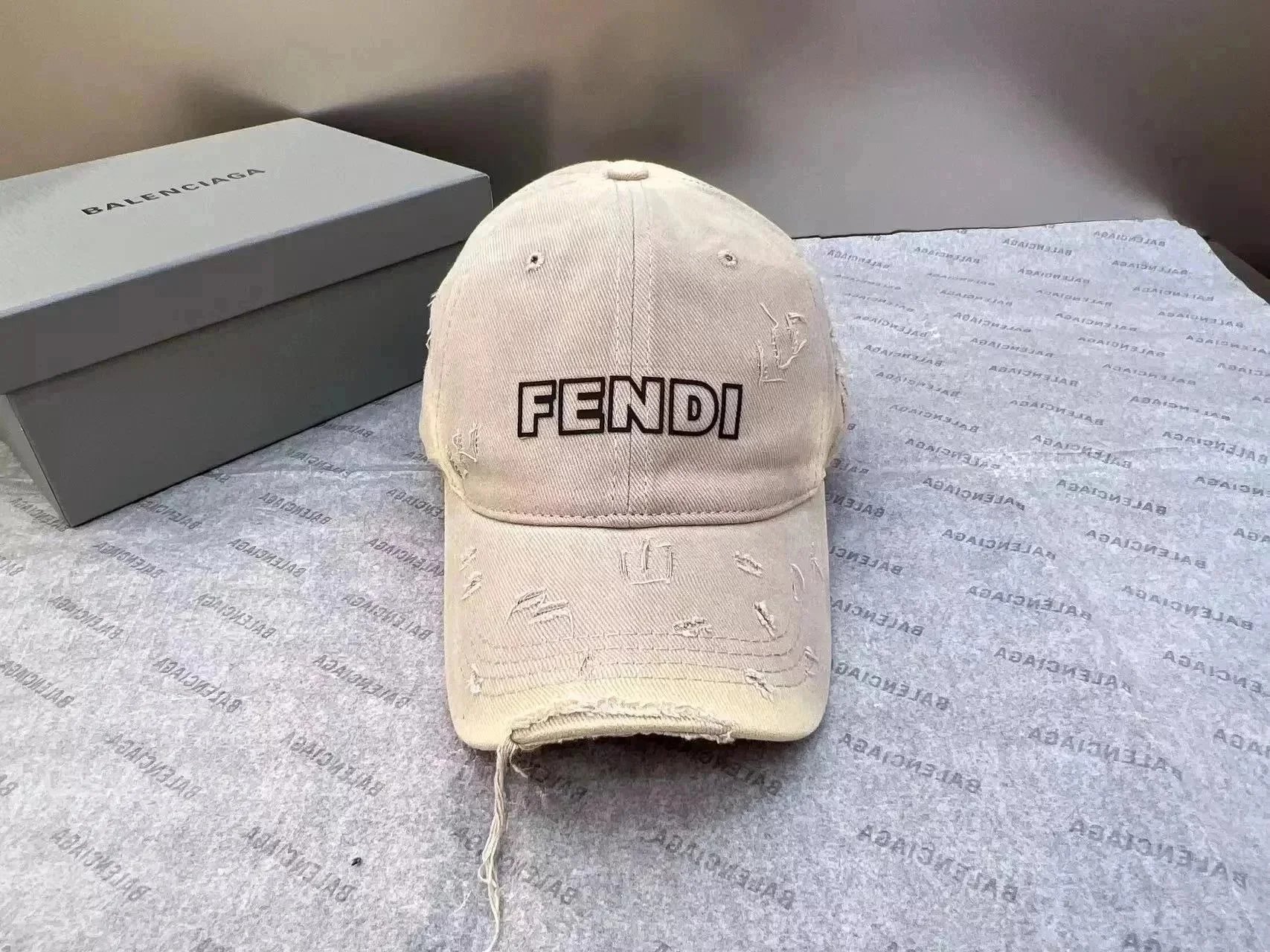 Fendi Distressed Logo Baseball Cap Beige - 1