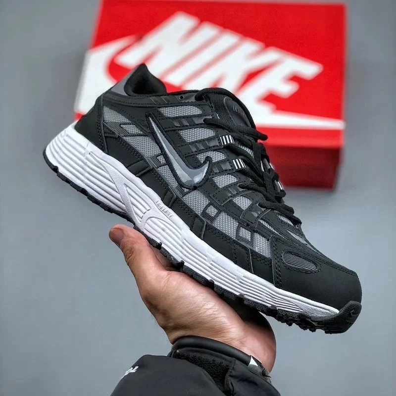 时尚休闲运动鞋