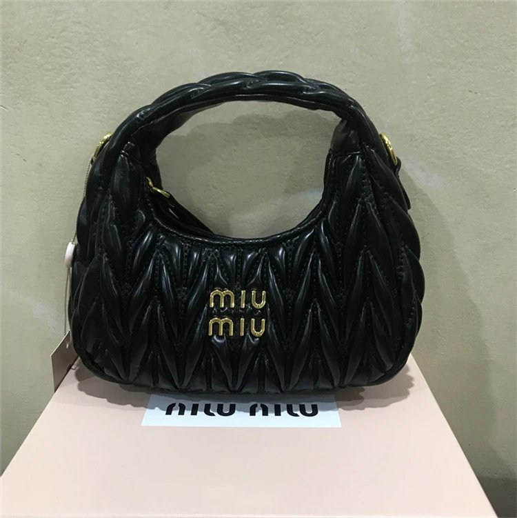 Miu Miu Matelassé Hobo Bag White - 6