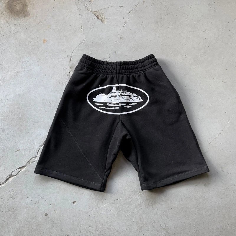 002/White Print Black