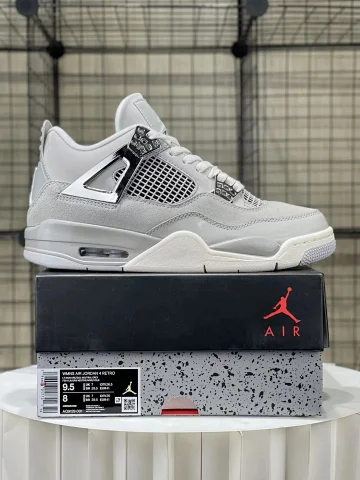 Air Jordan Air Jordan 4