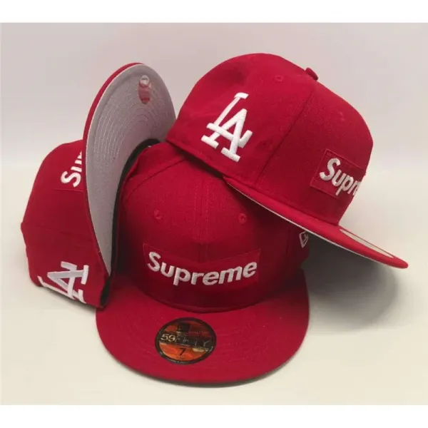 Supreme x New Era LA Dodgers 59FIFTY Red Baseball Cap - 1