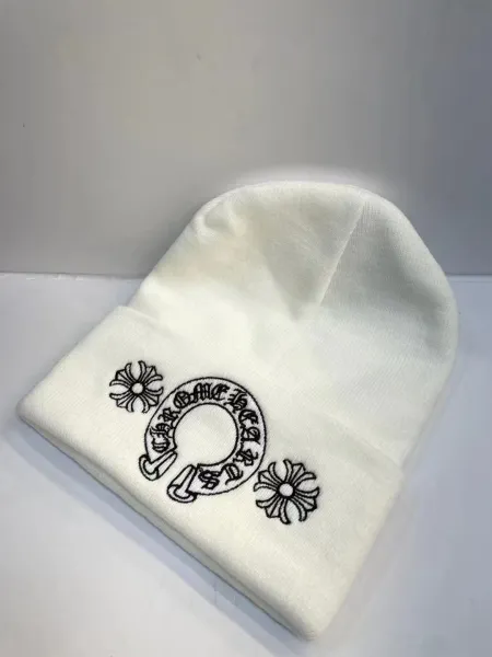 Chrome Hearts Classic Logo Beanie White - 1