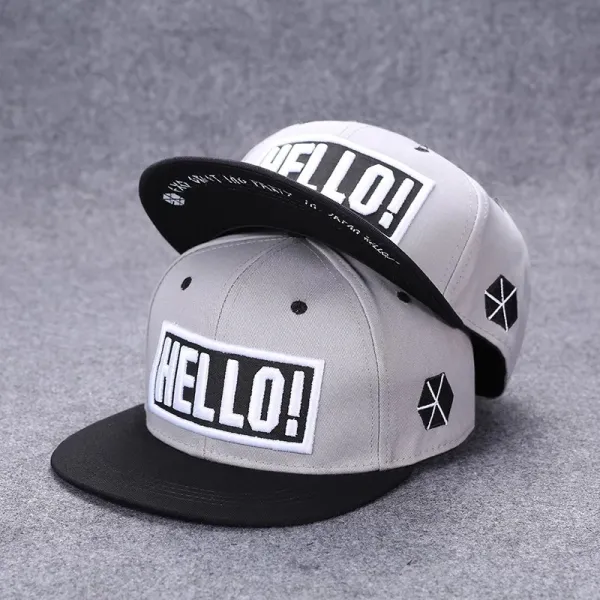 Design Streetwear Snapback Cap with Vintage Patch Print Red/Navy Baseball Cap - 7