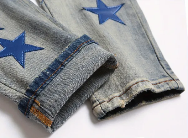 Star-Print Distressed Slim Fit Jeans - 26