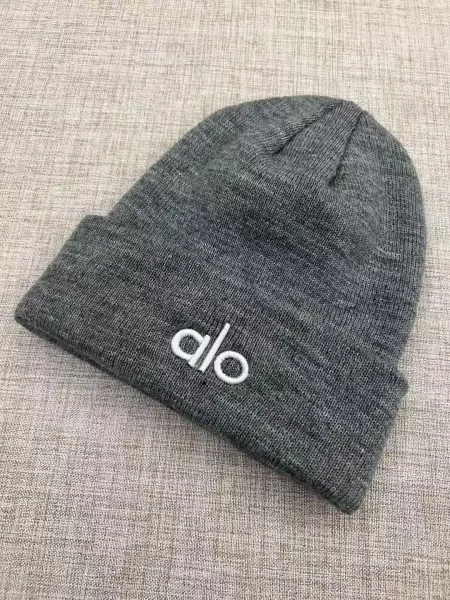 Alo Yoga Beanie Gray Knit Hat - 1