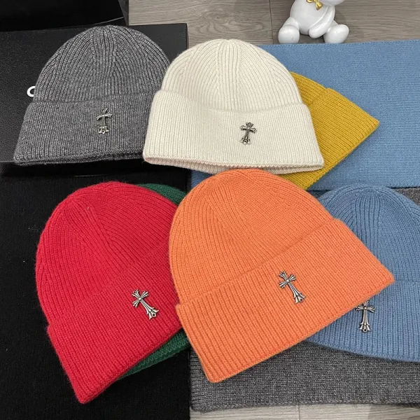 Off-White Cross Motif Beanie and Scarf Set Black Accessories - 7