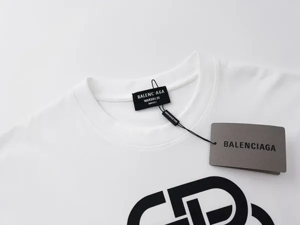Balenciaga Heart Logo Long-Sleeve T-Shirt Black - 4