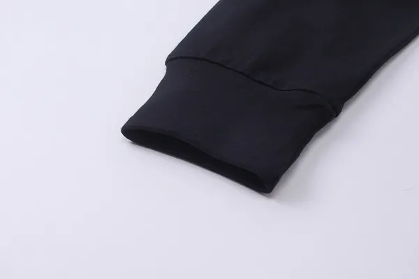 Balenciaga Heart Logo Long-Sleeve T-Shirt Black - 6