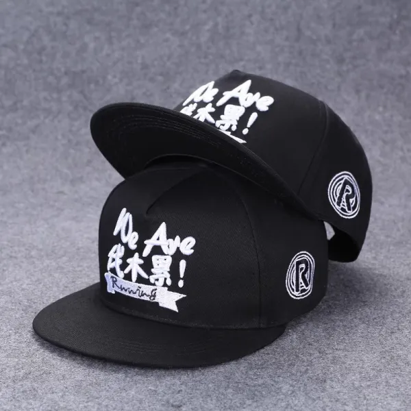 Design Streetwear 'We Are Running' Embroidered Snapback Cap Black - 1