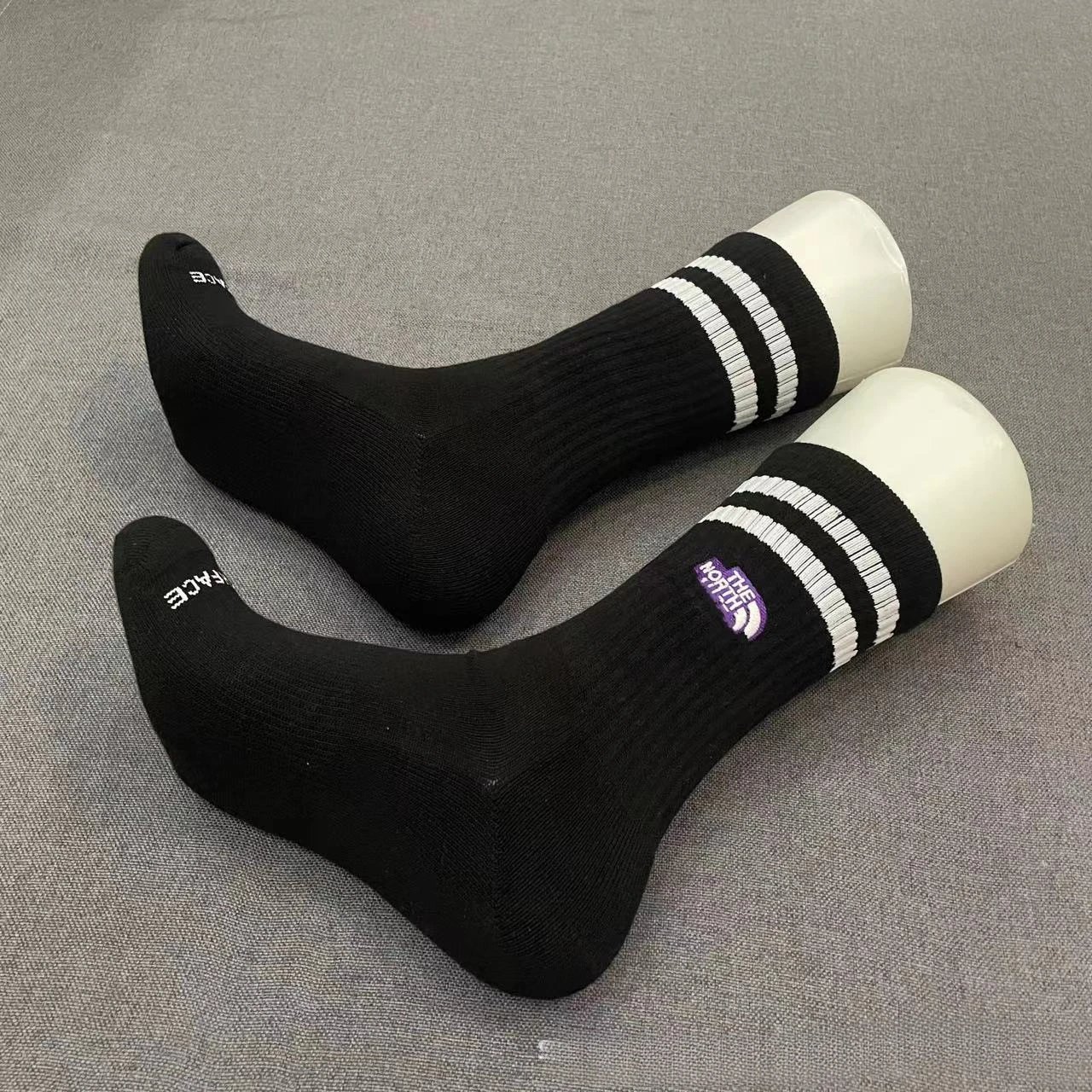 The North Face Ribbed Crew Socks White with Red Stripes Socks - 12