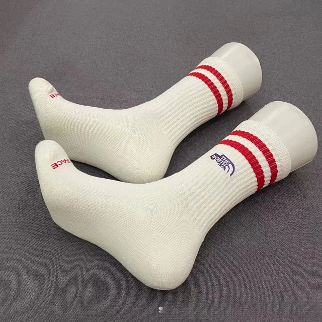 The North Face Socks Ribbed crew with contrast double stripes product detail image 12