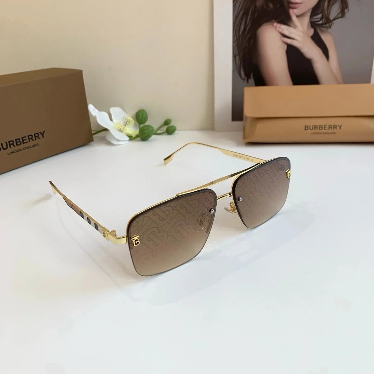 Louis Vuitton Eyewear Monogram shield sunglasses — B14