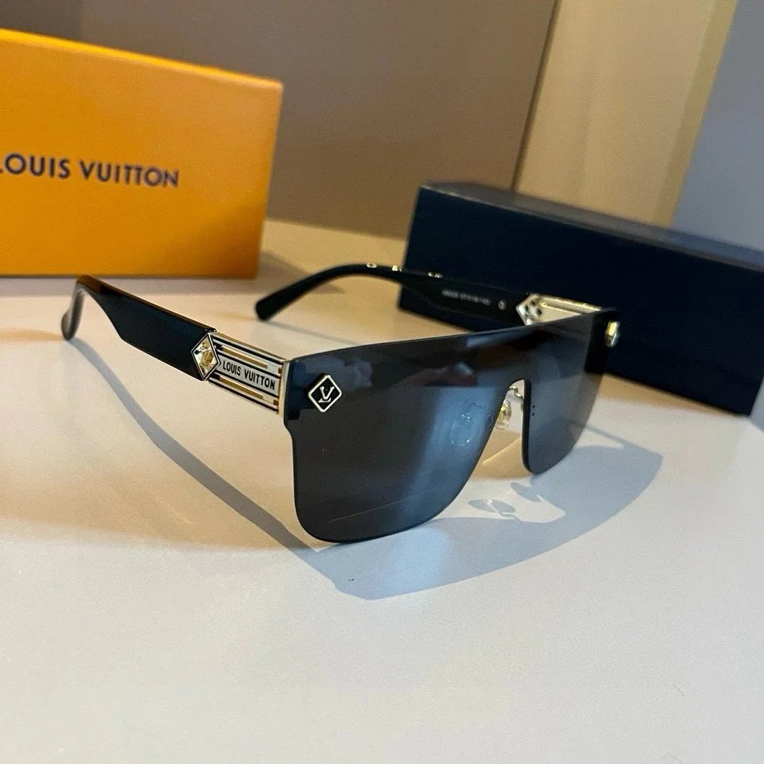 Louis Vuitton Eyewear Monogram shield sunglasses — V09