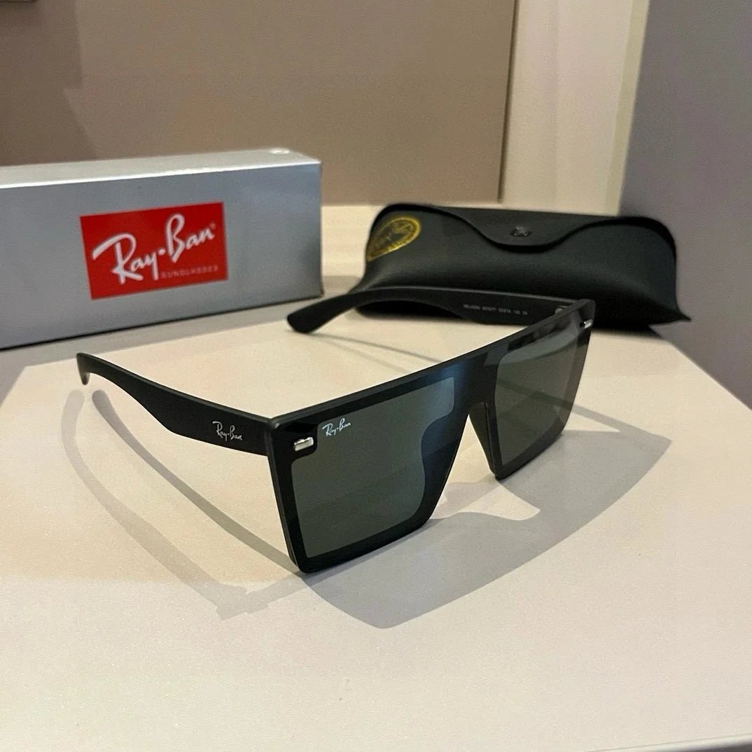 Louis Vuitton Eyewear Monogram shield sunglasses — R39