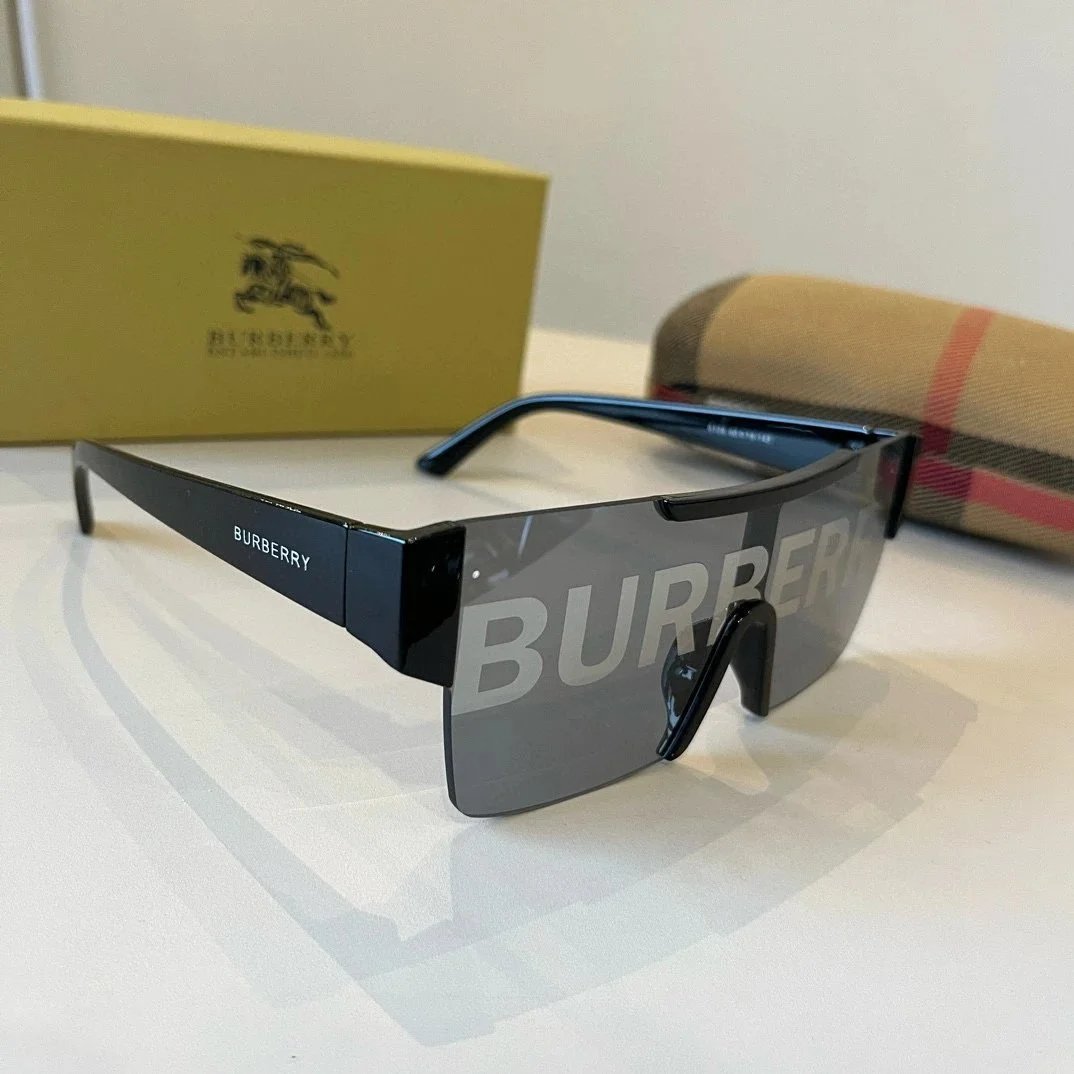 Louis Vuitton Eyewear Monogram shield sunglasses — B18