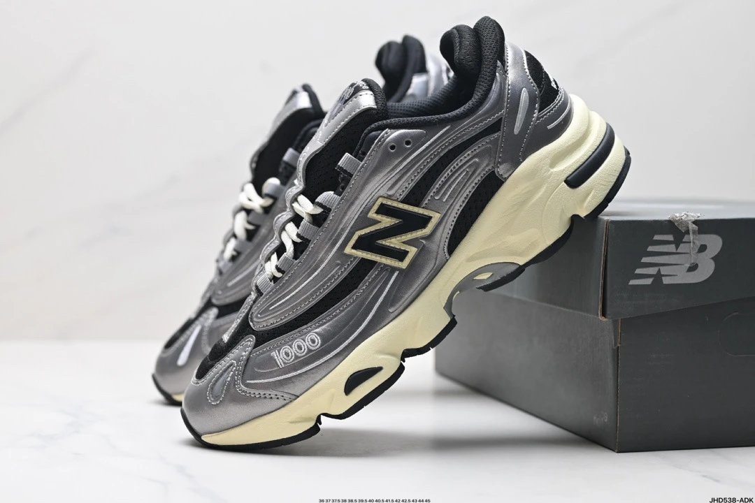 New Balance Sneakers 1000 — 1