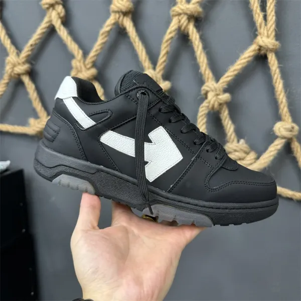 Off-White Diagonal Arrow Low 'For Whom?' Black Sneakers - 49