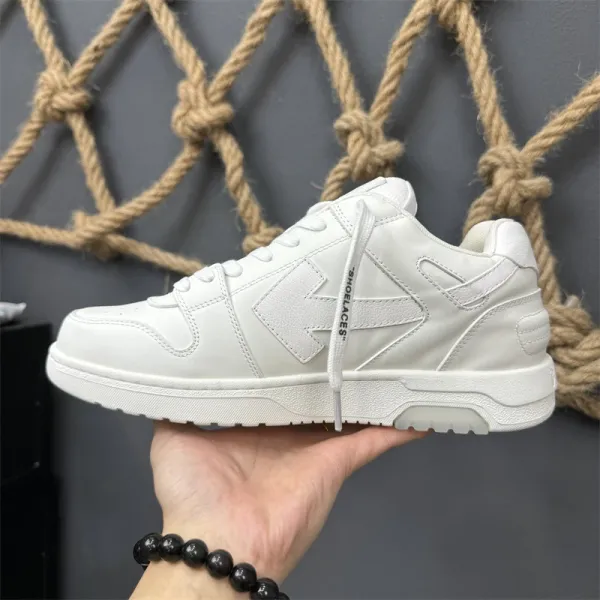 Off-White Diagonal Arrow Low 'For Whom?' Black Sneakers - 36