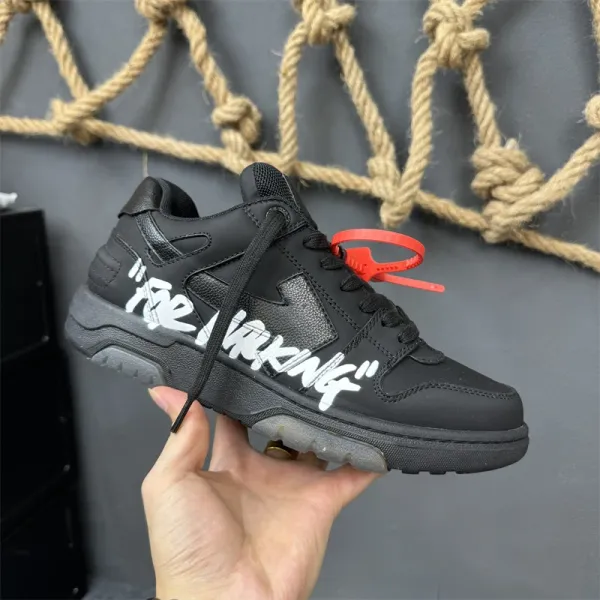 Off-White Diagonal Arrow Low 'For Whom?' Black Sneakers - 10