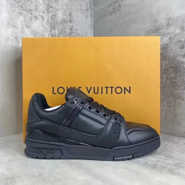 Louis Vuitton Trainer Black Sneakers - 1
