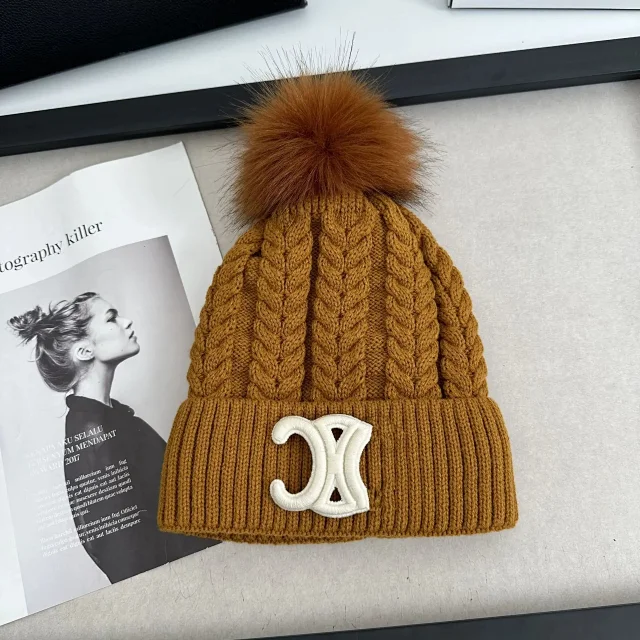 Chanel Hats Cable-Knit Pom-Pom Beanie with Rhinestone Logo product detail image 8