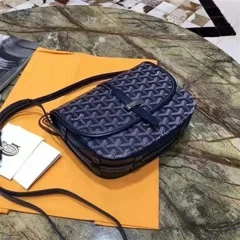 Goyard Crossbody Bags Belvedere Bag product detail image 11