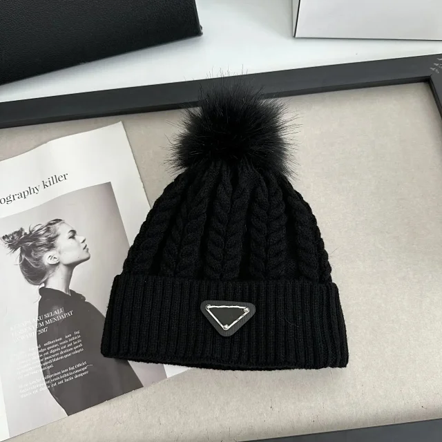 Chanel Hats Cable-Knit Pom-Pom Beanie with Rhinestone Logo product detail image 10