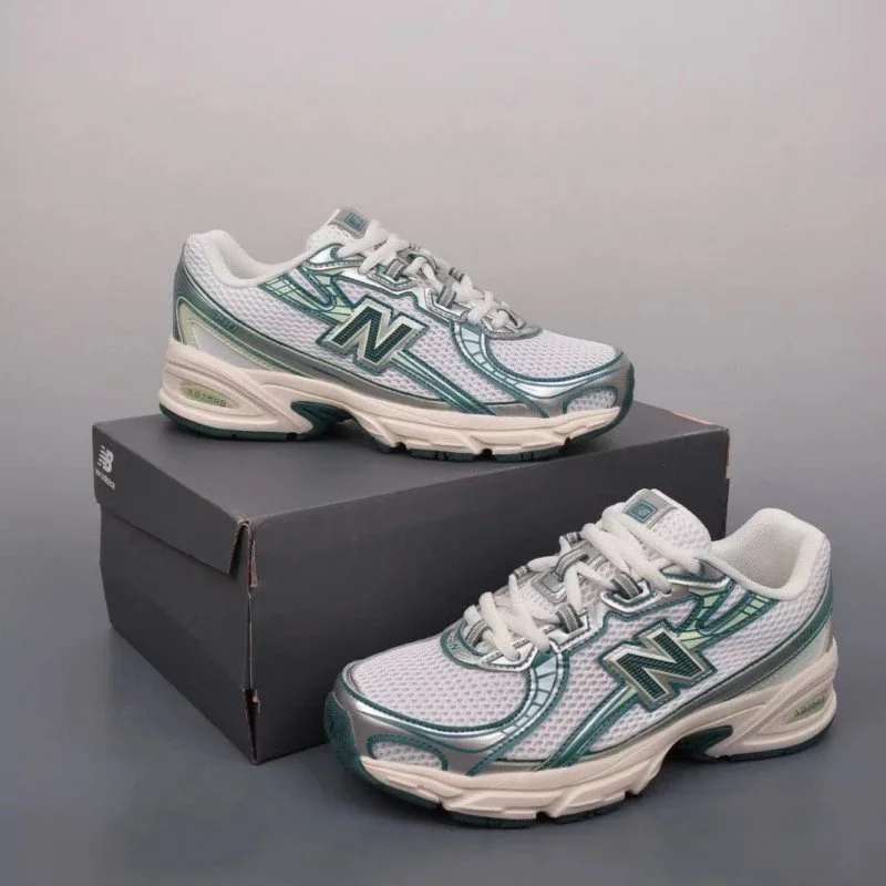 New Balance 740 shoe