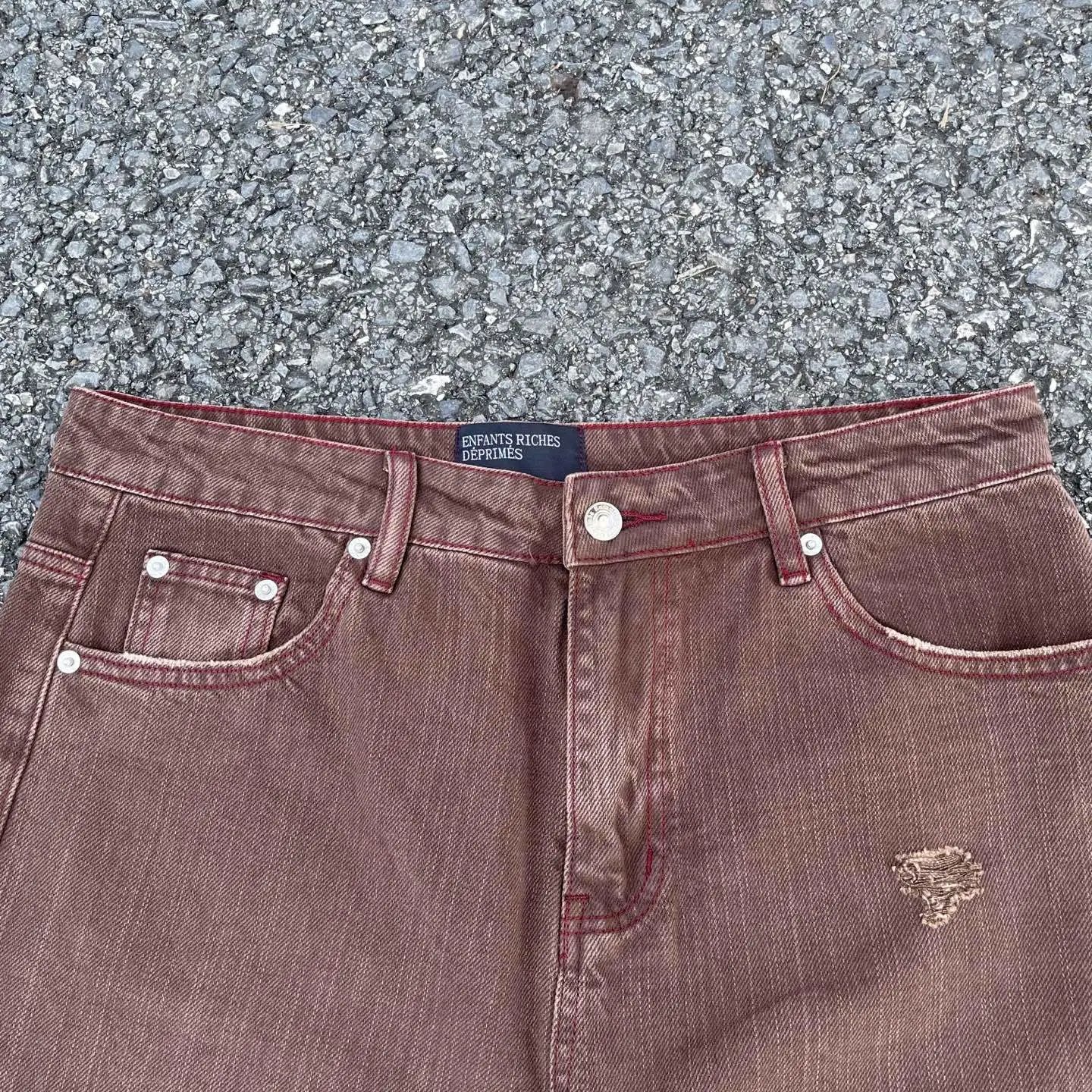 Embroidered Distressed Jeans photo 5