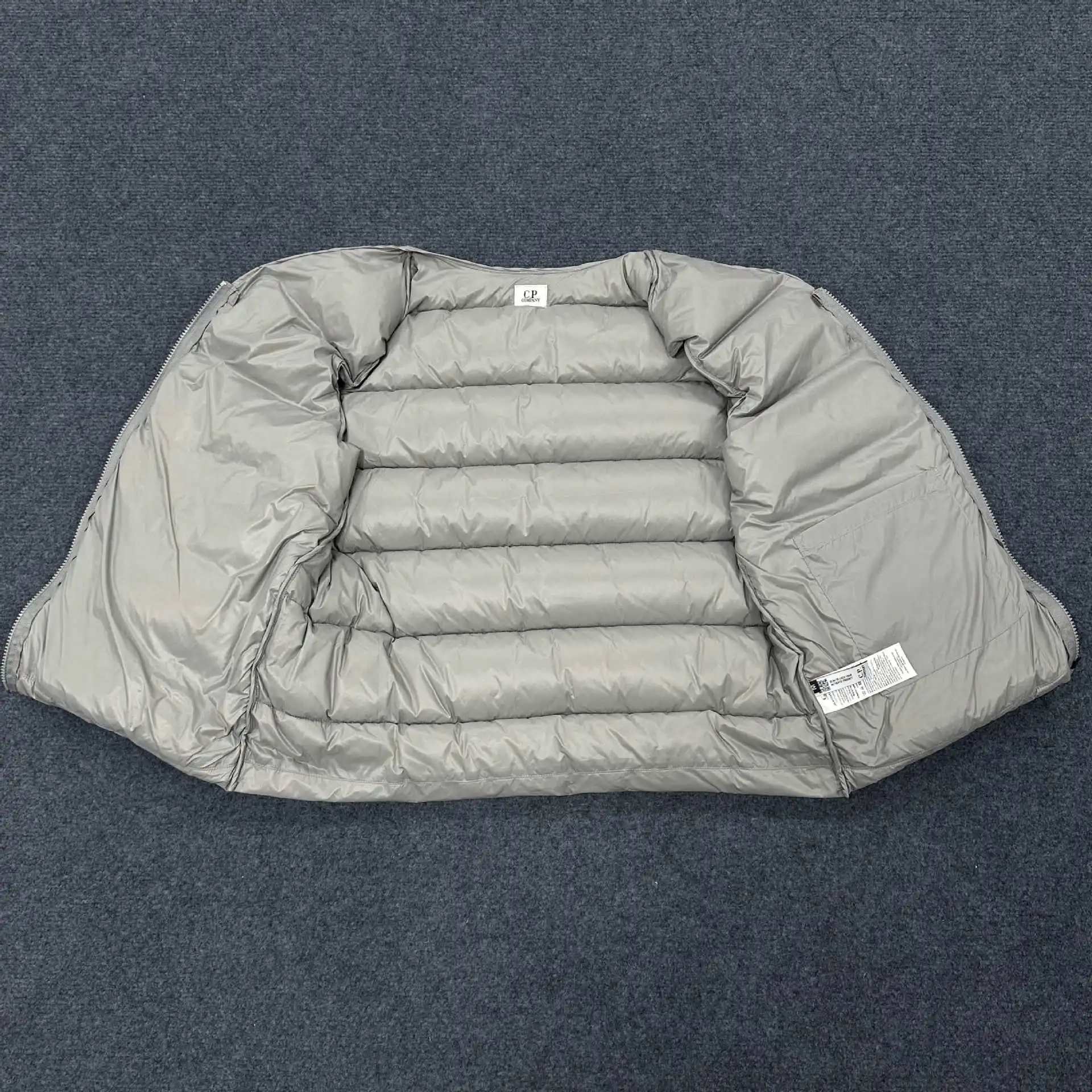 CP Company Goggle Vest Army Green Down Vest - 9